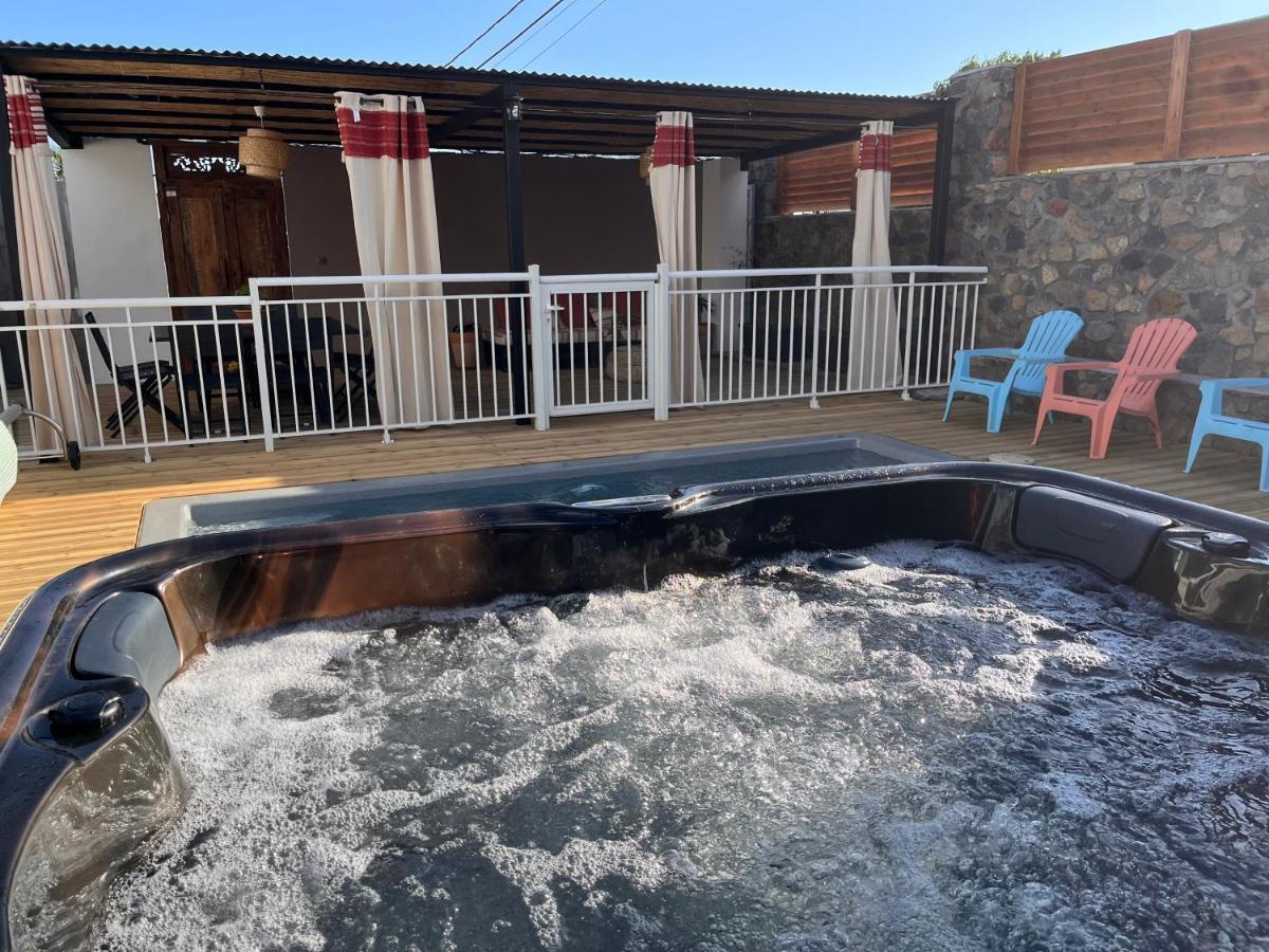 La Casita Creole Villa Avec Piscine Et Jacuzzi Saint Pierre Zewnętrze zdjęcie